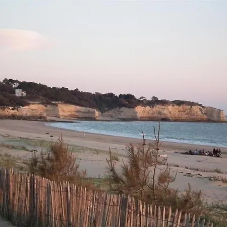House S/gironde Maisonnette De Vacances A Deux Pas De La Plage *